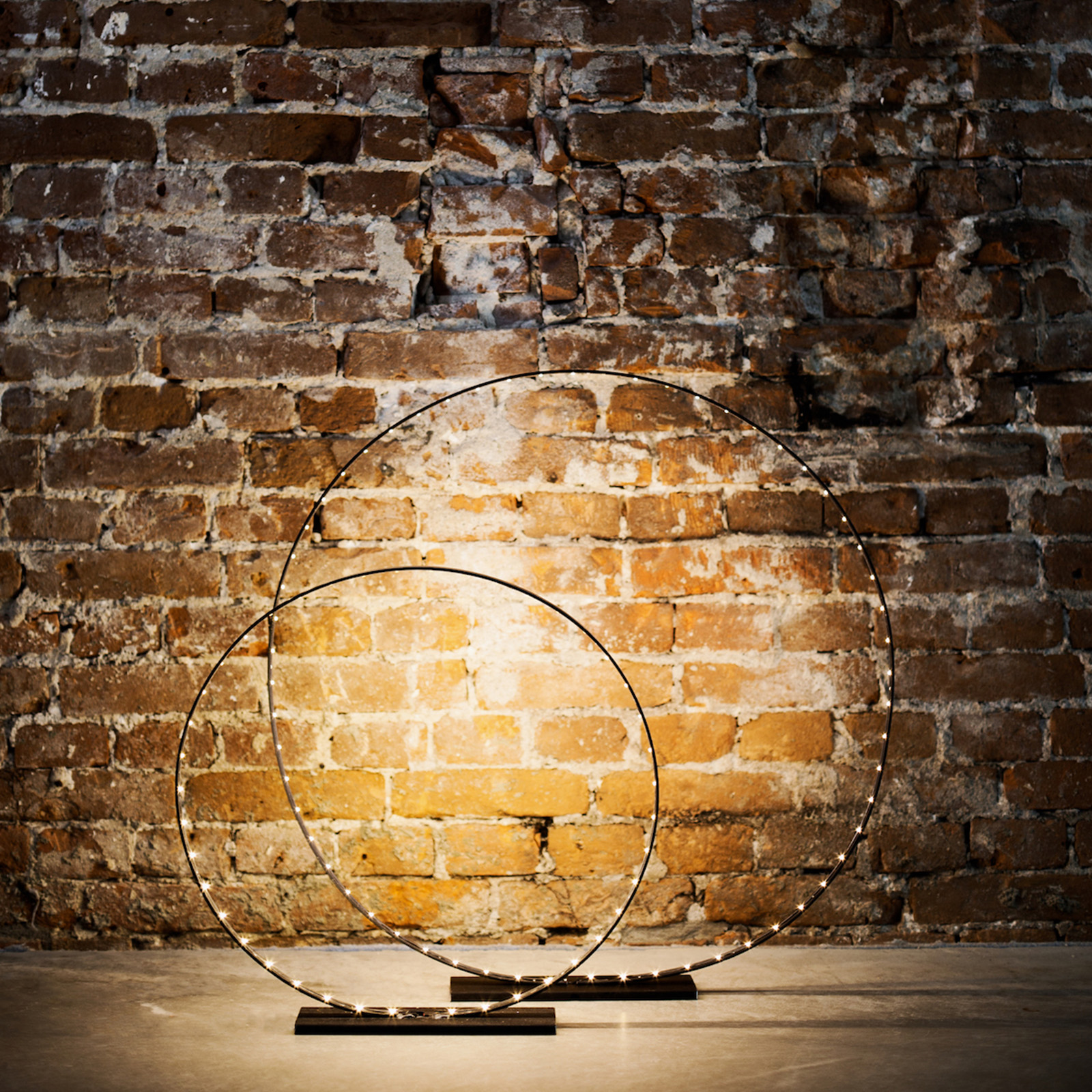 Designer Leuchte: Circle Magnum Stahl 850 mm Designer Leuchte: Circle Magnum Stahl 850 mm